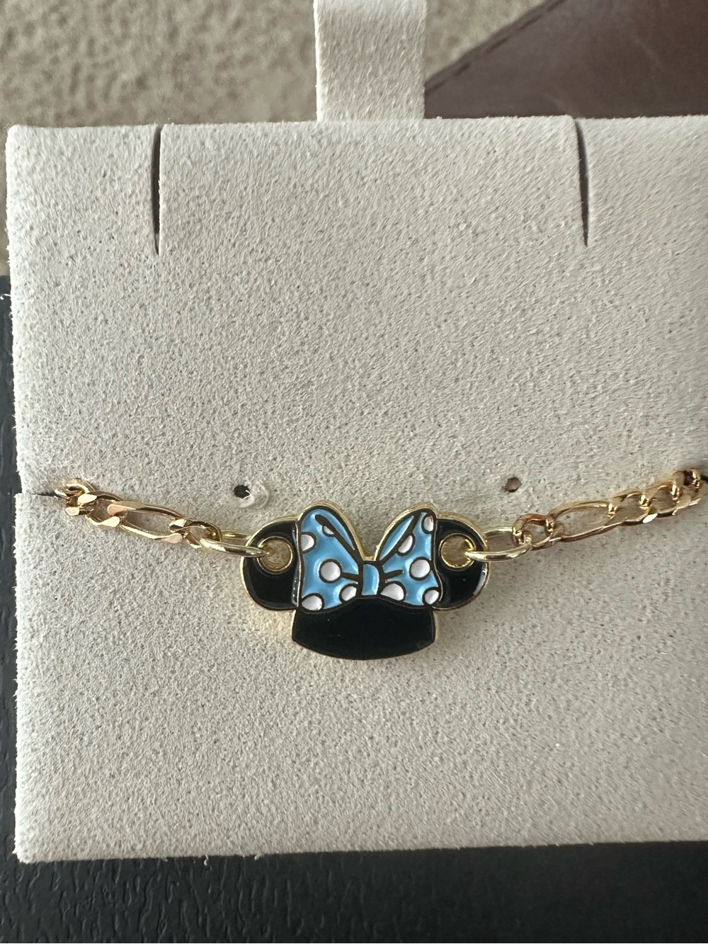 Disney Minnie Mouse Bow Bracelet